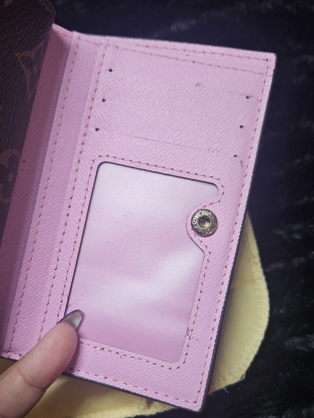 Monogram Canvas Brown & Pink Card Holder - Picture 4 of 6